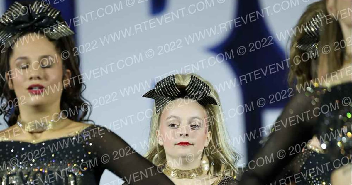 Beyond All Stars DIAMONDS · CHEERSPORTCouncil BluffsClassic