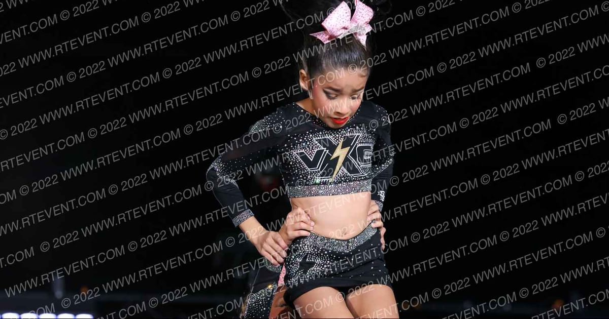 Unscheduled Performance · Cali Crown V