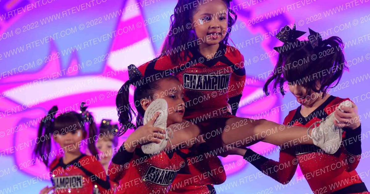 Champion Cheer Athletics Sparks · The American Northwest Portland Nationals