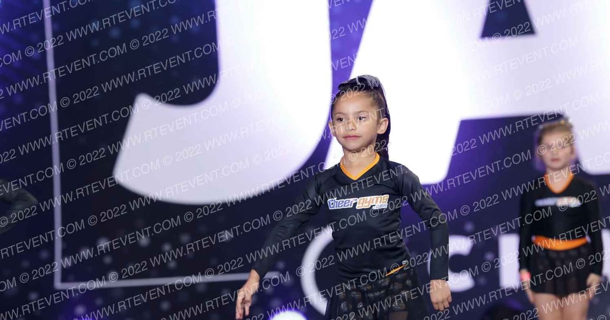 CHEERGYMS DREAMTIME · Adrenaline