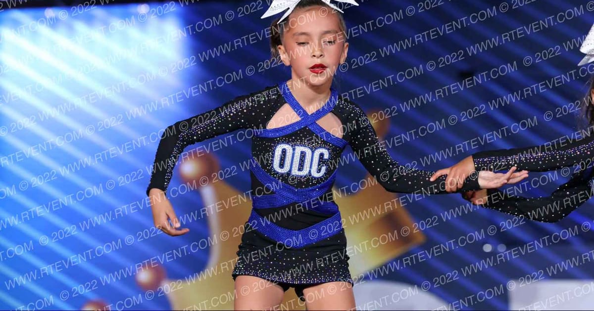 One Dream Cheer Miss Blush · Cali Crown V
