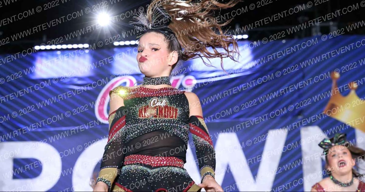 Cali Knockout Cheer R4GE · Cali Crown V