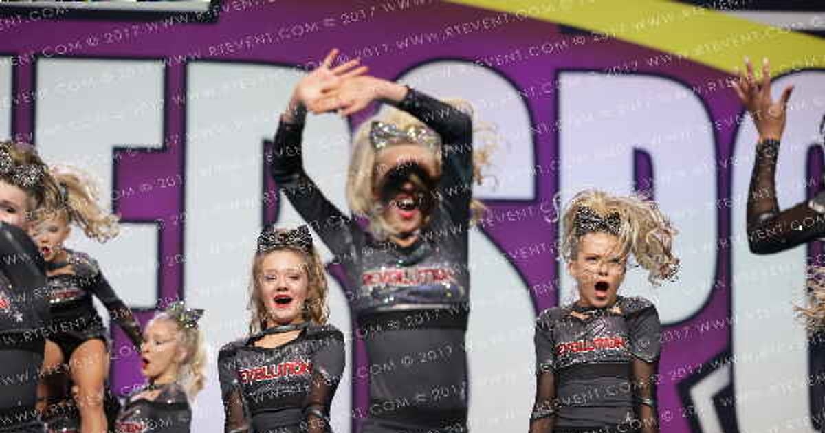 Cheer Revolution Smoke · CHEERSPORT NATIONALS HALL C2