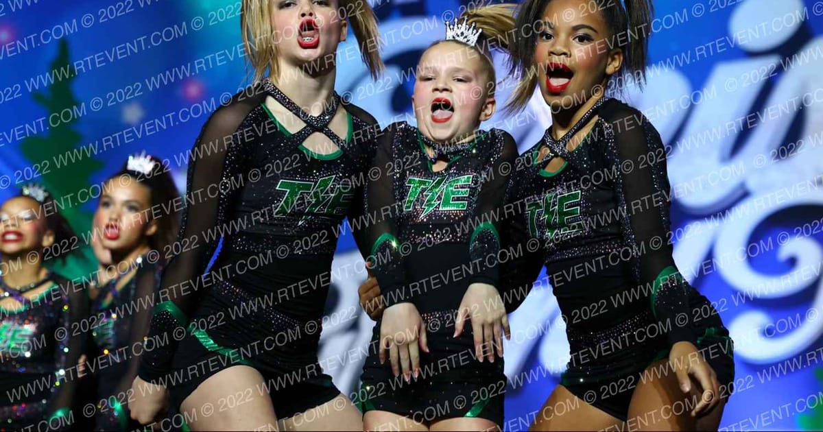 Thunder Extreme Sleet · Spirit Celebration Grand Nationals