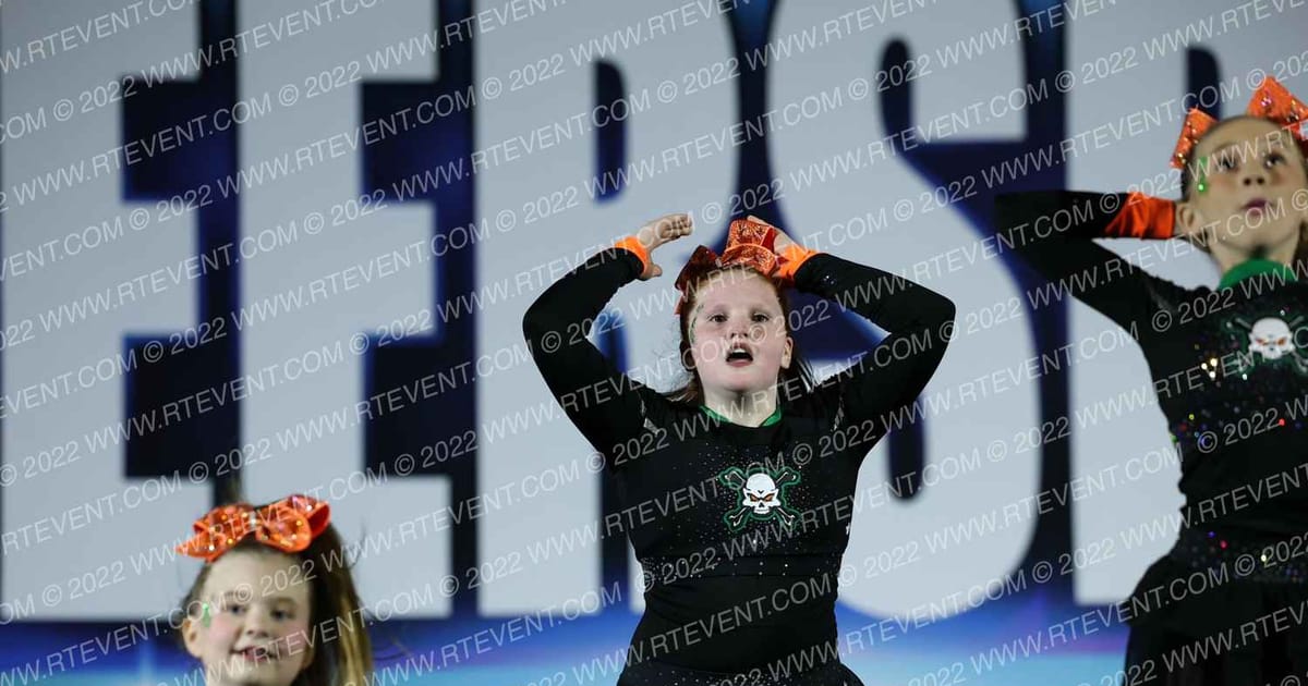 Iowa Elite Cheer - NE Rogue · CHEERSPORTCouncil BluffsClassic
