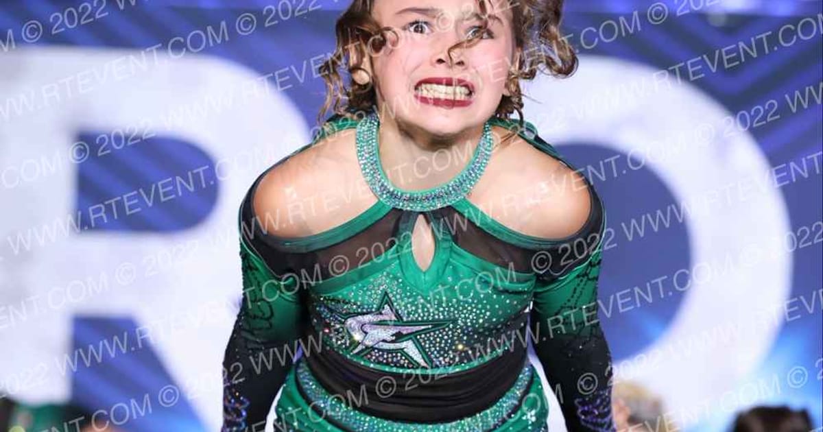 CheerForce San Diego CRAZE · Cali Crown V