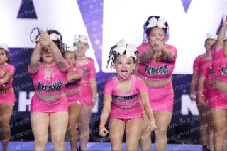 VICTORIOUS ELITE VANITY