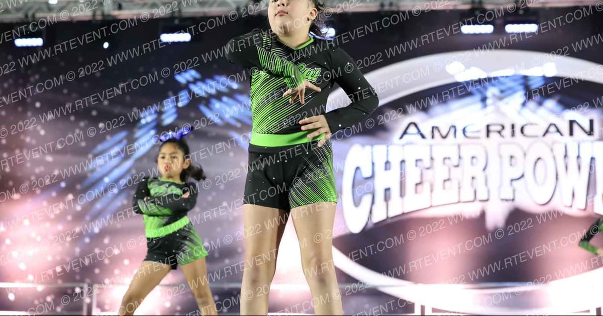 Cen-Cal Spirit Elite Cash Money · Cheer Power Roseville DIDII
