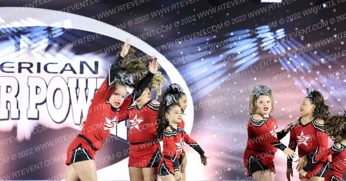 Starstruck Superstars · Cheer Power Roseville DIDII
