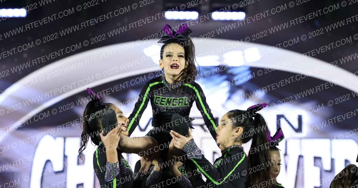 Cen-Cal Spirit Elite Shady · Cheer Power Roseville DIDII