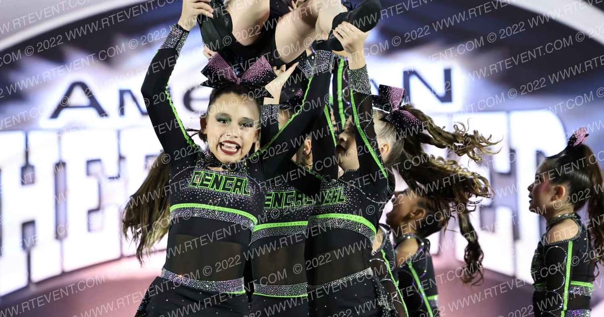 Cen-Cal Spirit Elite Dreamville · Cheer Power Roseville DIDII