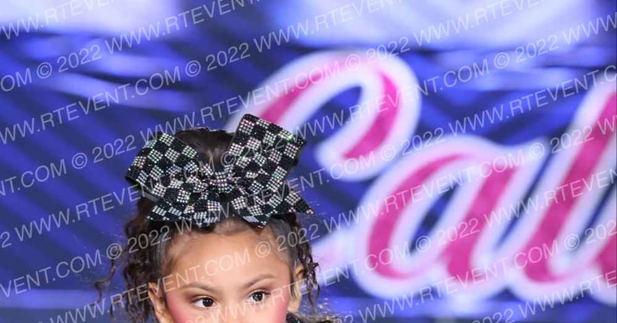 Vibe Cheer Vixens · Cali Crown V