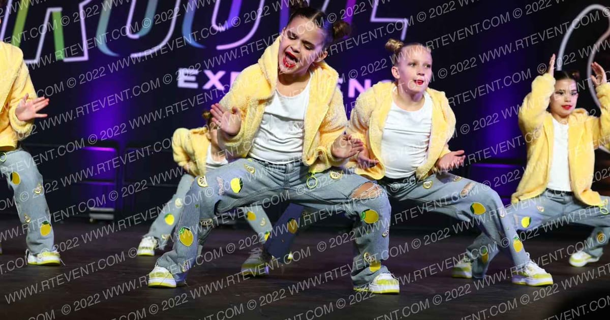 Cheer Athletics St. Louis Dance Athletics - Do- Re Minis · WSF Grand Nationals
