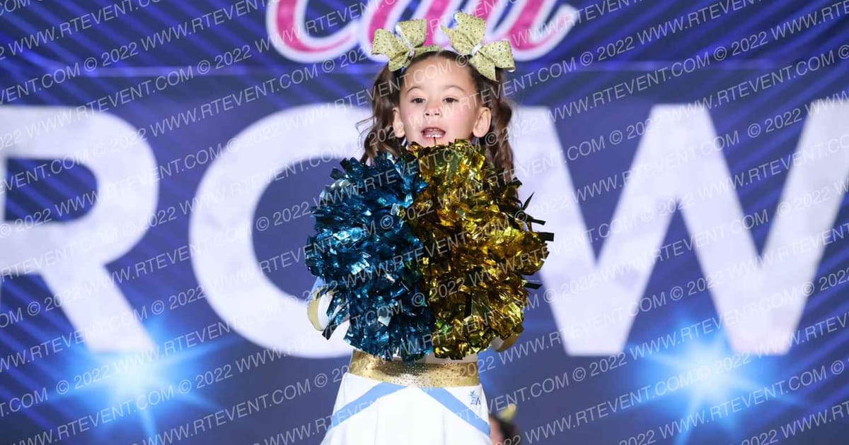 WEST COVINA BRUINS CHEER West Covina Bruins- TINY MITE · Cali Crown V