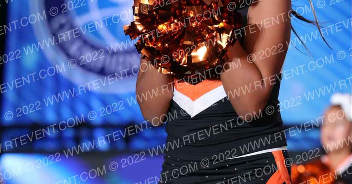 La Puente Warriors Cheer La Puente Warriors Gremlins Sideline · Cali Crown V