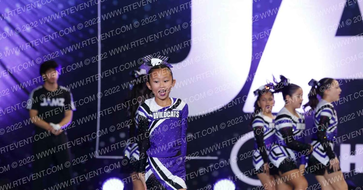 FRANKLIN JR WILDCATS TEAM GLITTER · Adrenaline
