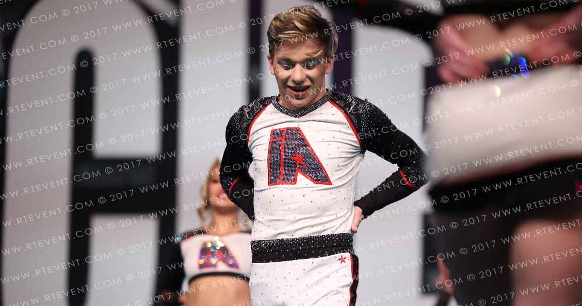 iNFiNiTi Athletics Phoenix · CHEERSPORT NATIONALS HALL B5