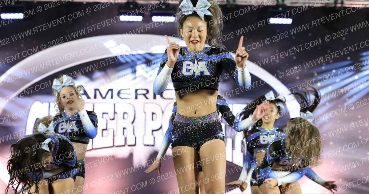 The California All Stars-Livermore Bluettes · Cheer Power Roseville DIDII
