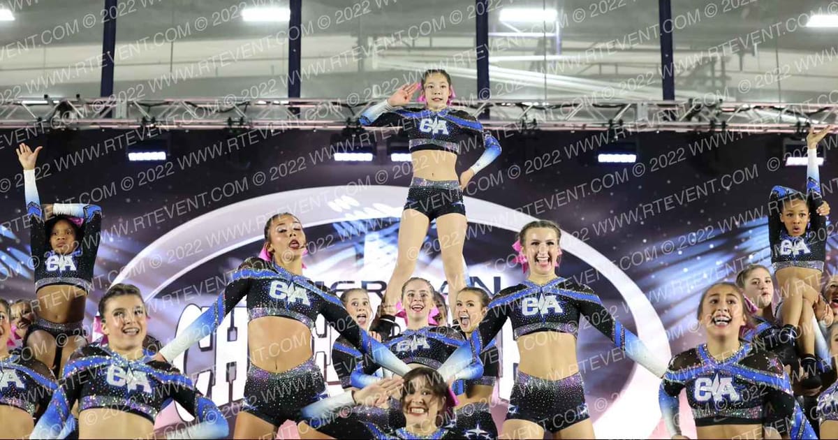 The California All Stars-Livermore Pink Army · Cheer Power Roseville DIDII