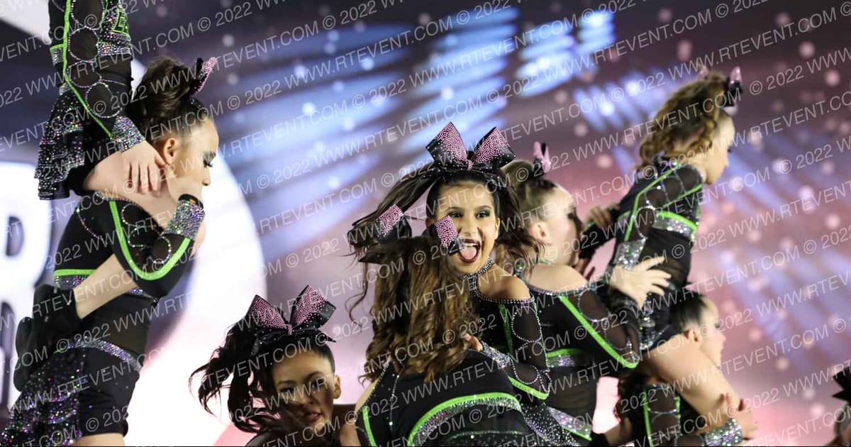 Cen-Cal Spirit Elite Dreamville · Cheer Power Roseville DIDII