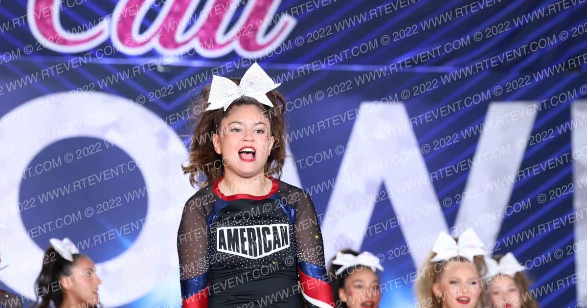 American Cheer SR STARS · Cali Crown V