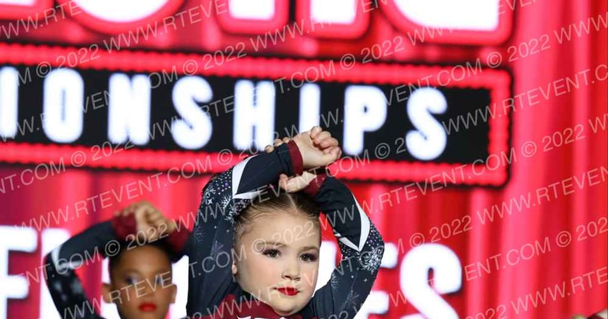 Cheer FX Snow Flurries · Encore Grand Nationals Houston