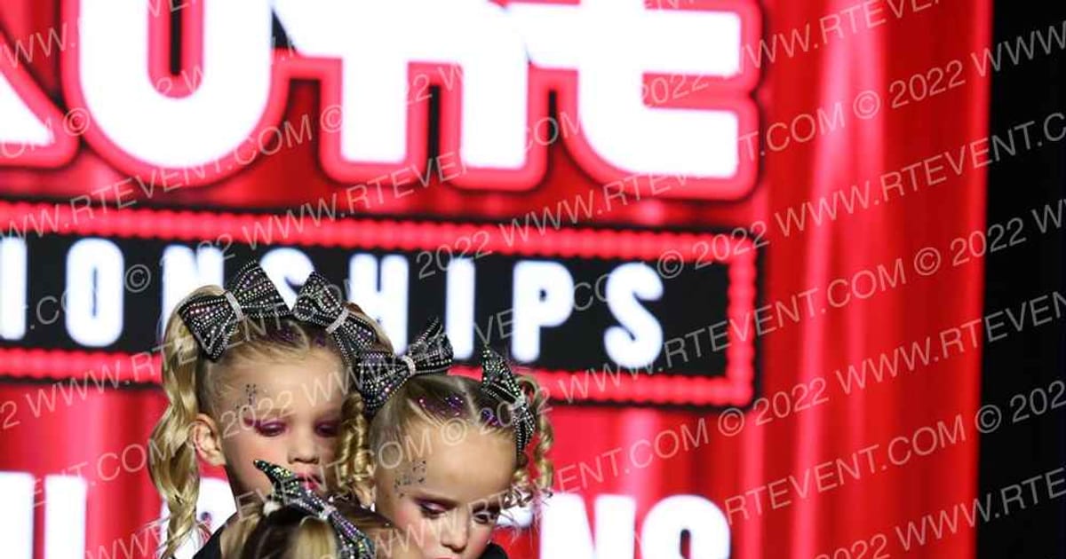 South Beauregard Elite Tsunami Queens · Encore Grand Nationals Houston
