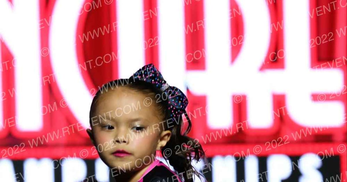 Apex Cheer Tiny Tornadoes · Encore Grand Nationals Houston