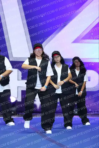 SADDLEBACK HIGH SCHOOL HIP HOP