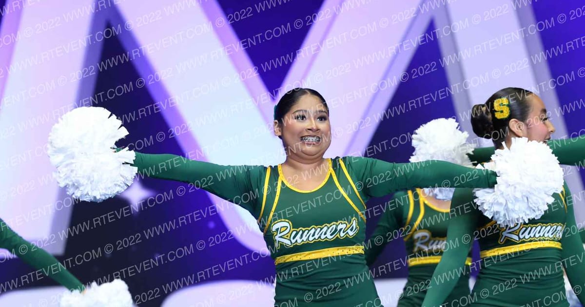 SADDLEBACK HIGH SCHOOL DANCE TEAM · Friday Night Lights Holiday Showcase
