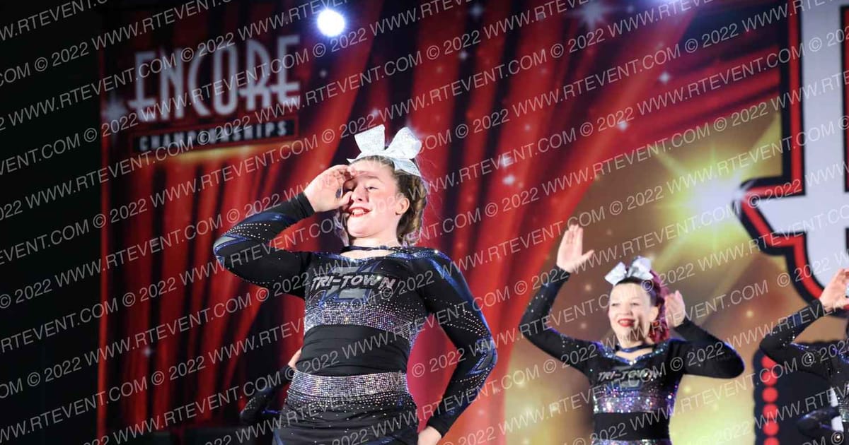 Tri-Town Competitive Cheerleading Cyclones · ENCORE Philly Showdown
