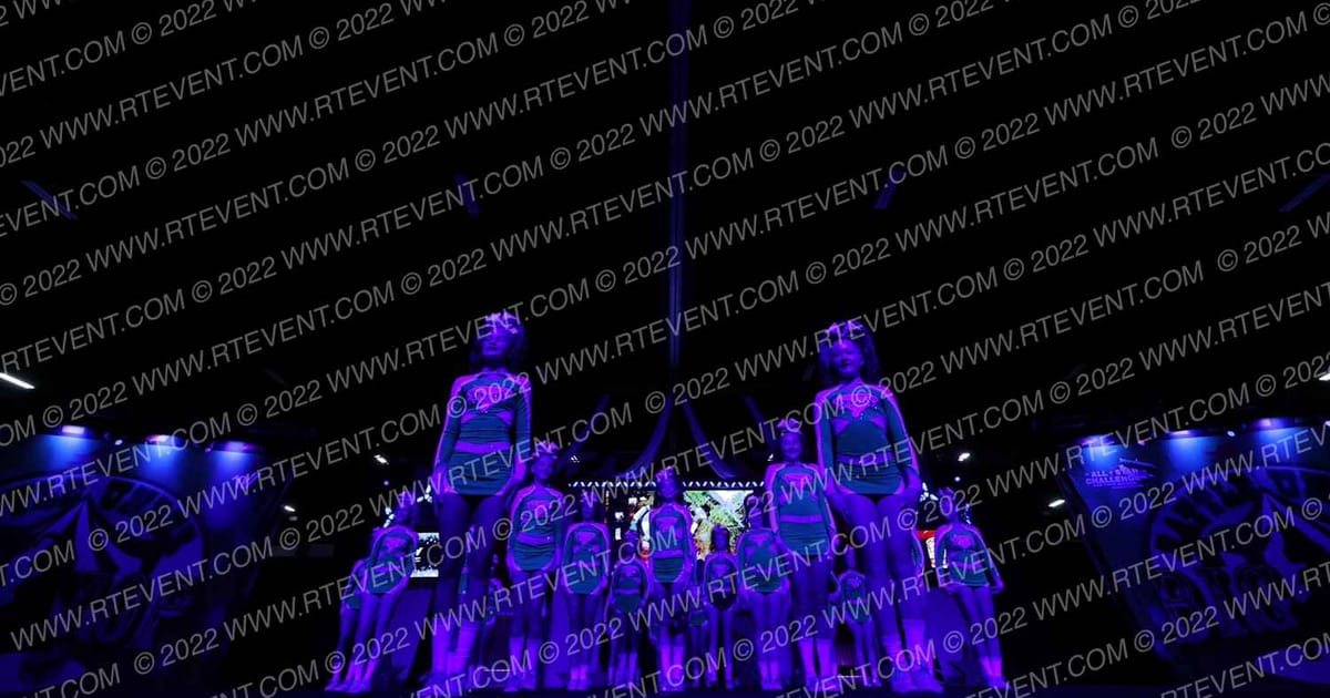 The Stingray Allstars · Battle Under the Big Top