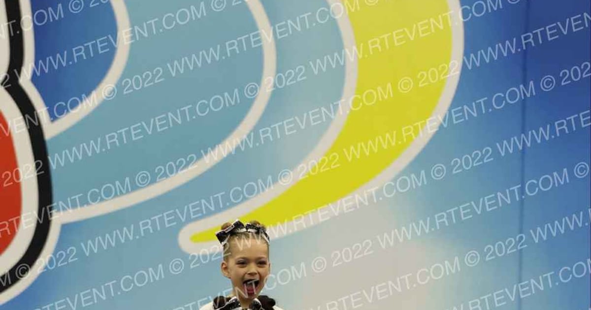 Hession Cheer Academy Pink 'Mingos · Americas Best Indy