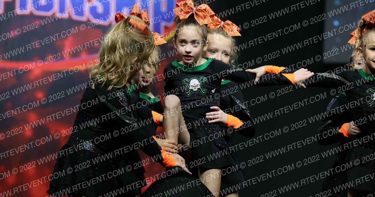 Iowa Elite Cheer - Des Moines Monsters · Americas Best Grand Nationals