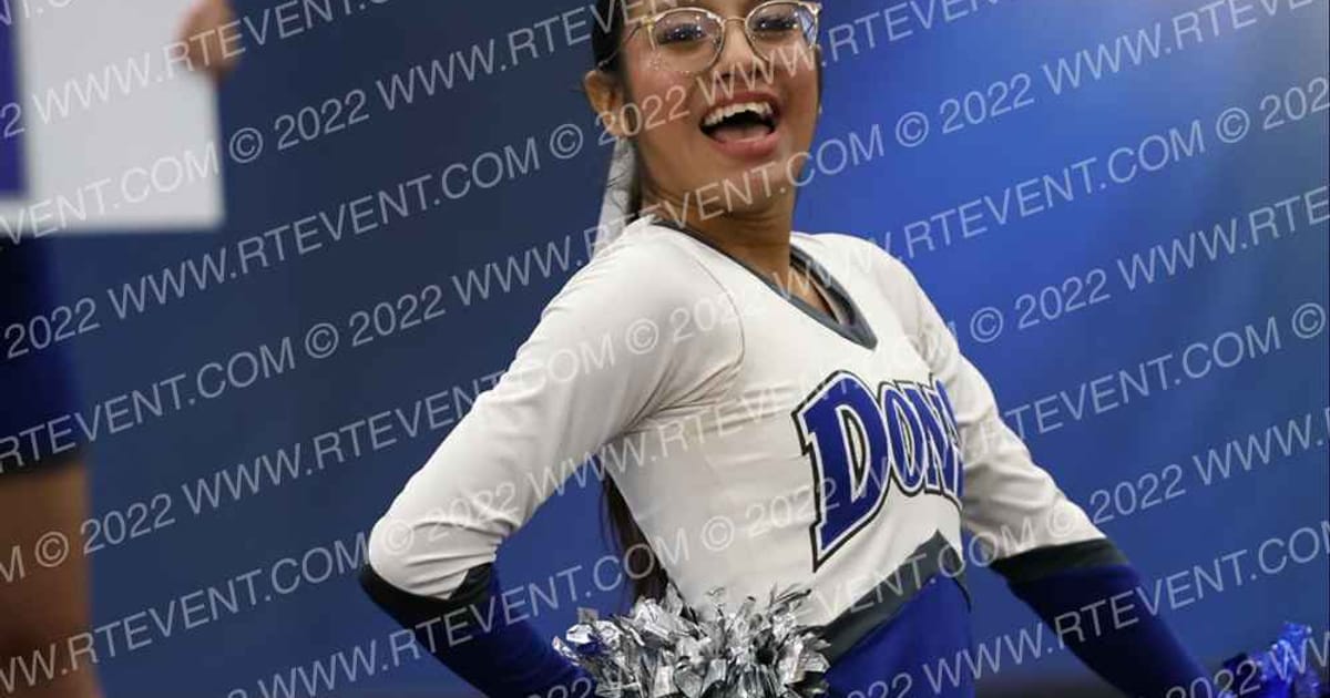 EL RANCHO HIGH SCHOOL GRAY · Holiday Spirit Challenge