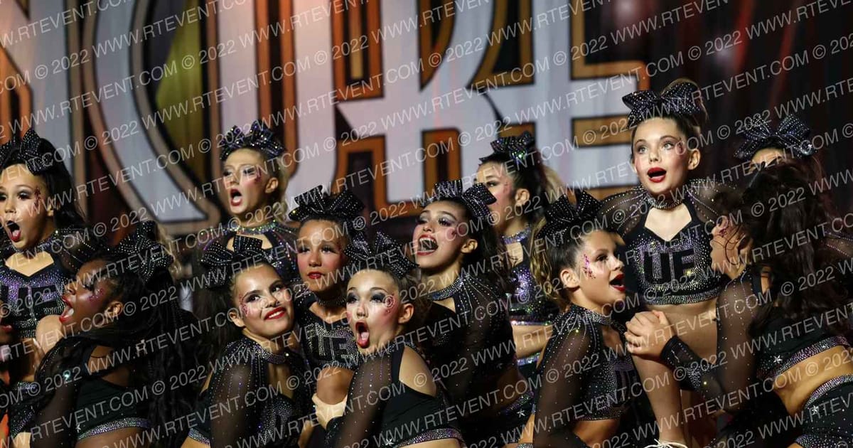 United Elite Cheer REVOLT · Encore Grand Nationals Houston