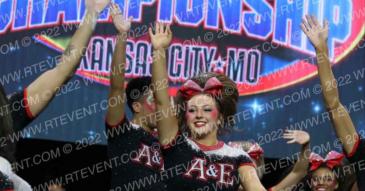 Twist & Shout Tulsa Adam & Eve · Americas Best Grand Nationals