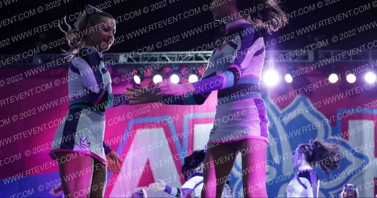 Flip Outlet Allstars Divas · Aloha Gatlinburg Showdown DIDII