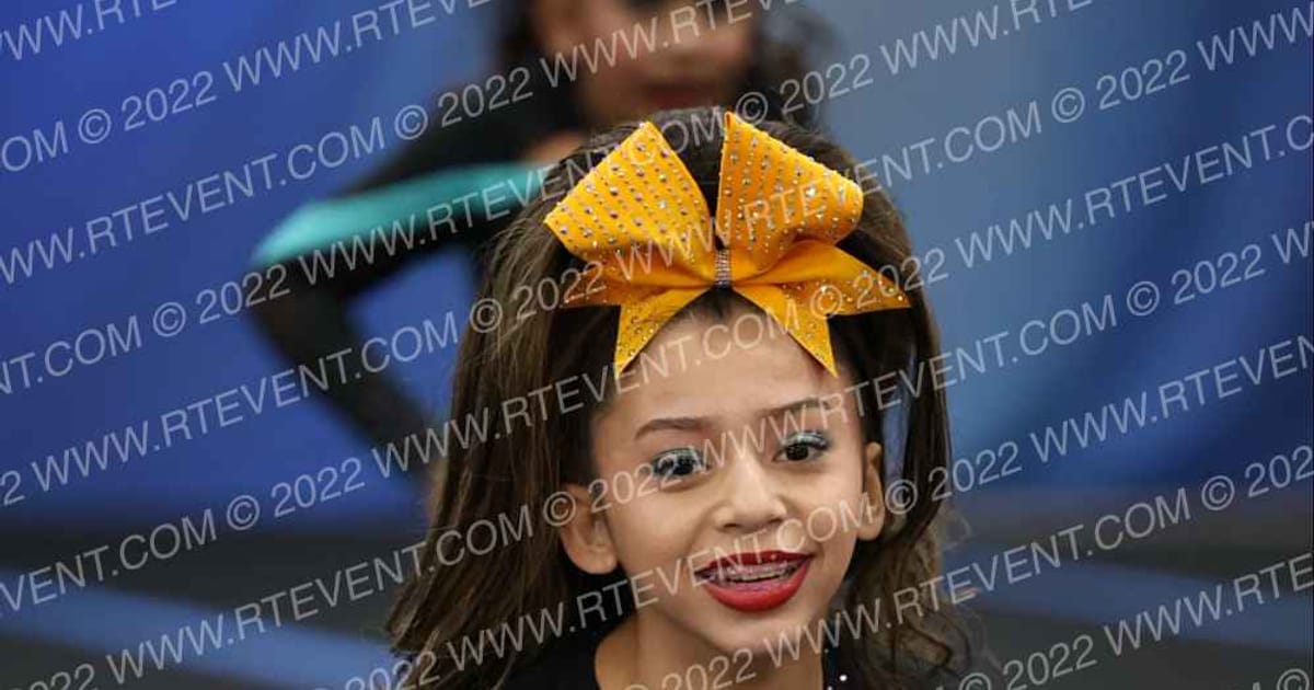 Serenity Athletics GLIMMER · Holiday Spirit Challenge