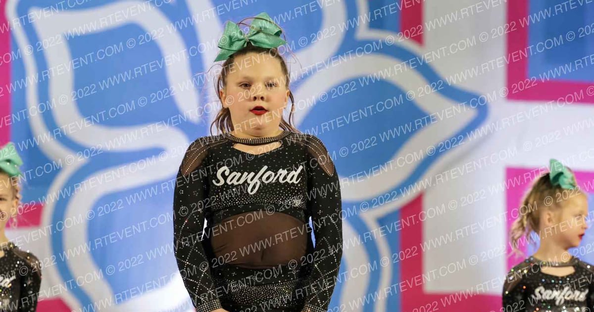 Sanford All-Star Cheerleading Mini Mint · Aloha Gatlinburg Showdown DIDII