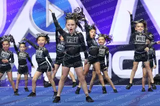 VIBE CHEER VIXENS