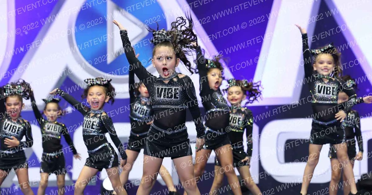 VIBE CHEER VIXENS · West Coast State Championship