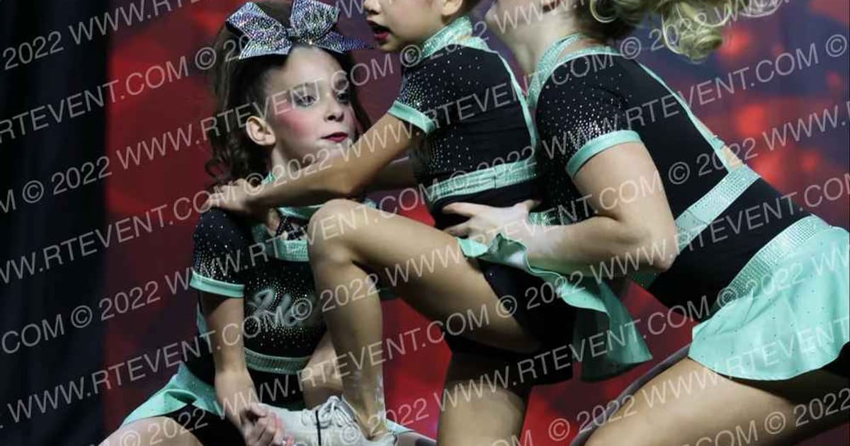 Helix Athletics Glamorous · Americas Best Grand Nationals
