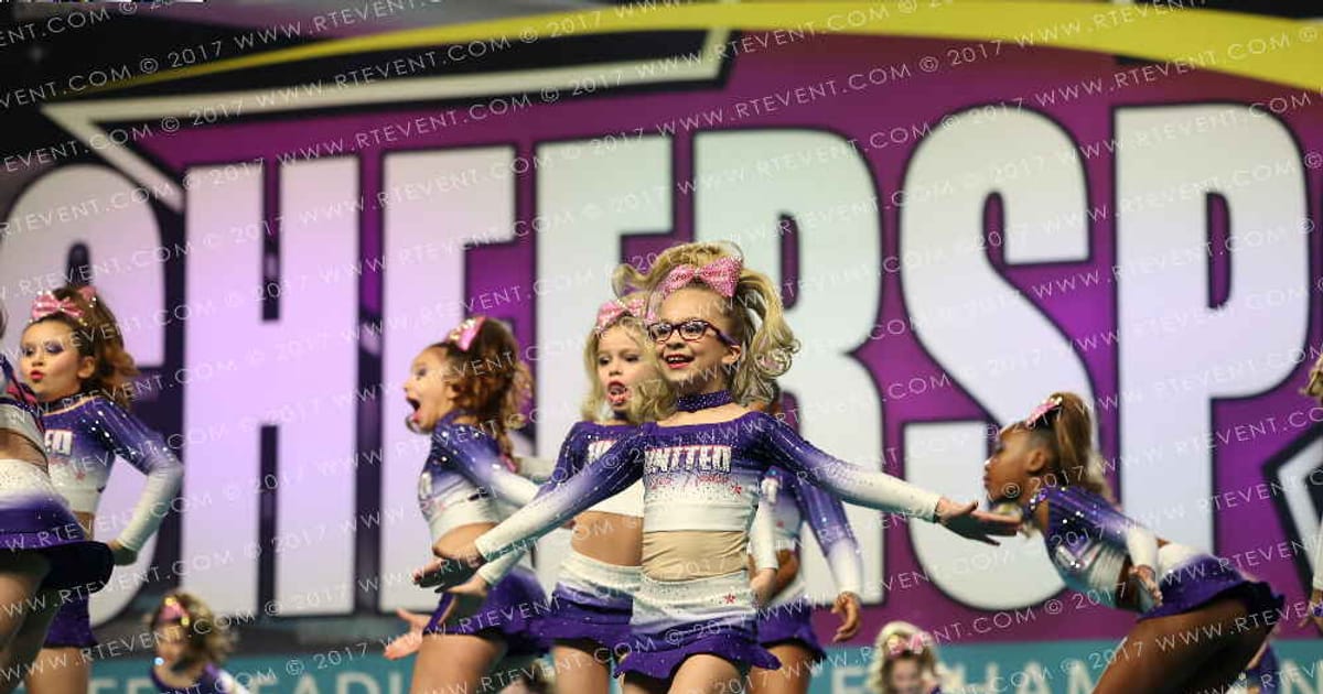 United Rock Nation All Stars DIAMOND DOLLS · CHEERSPORT NATIONALS HALL C1