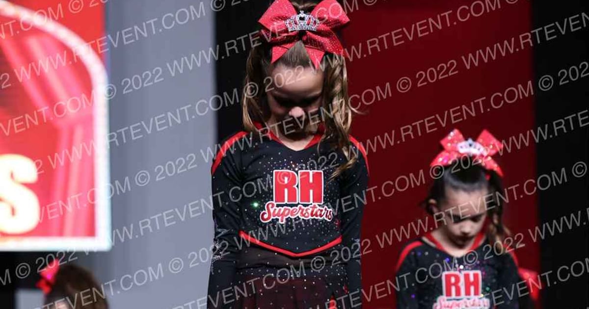 RH Superstars ShowStoppers · Battle Under the Big Top