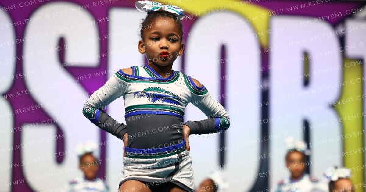 The Atlanta Jayhawks GLITTER T1 · CHEERSPORT NATIONALS HALL C2