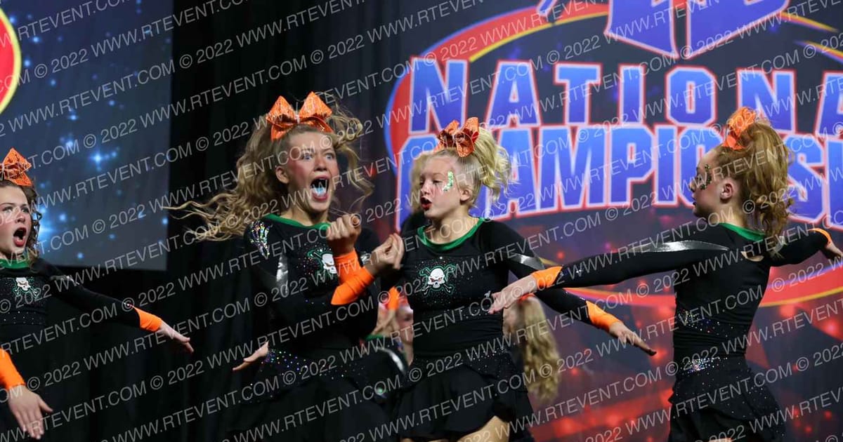 Iowa Elite Cheer - Des Moines Heathens · Americas Best Grand Nationals