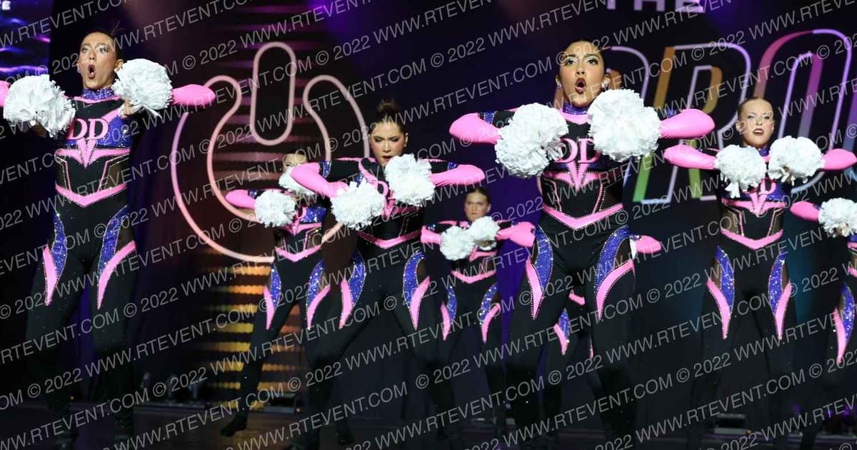 Dance Dynamics Senior Large Pom - Dynabots · Encore Grand Nationals Houston