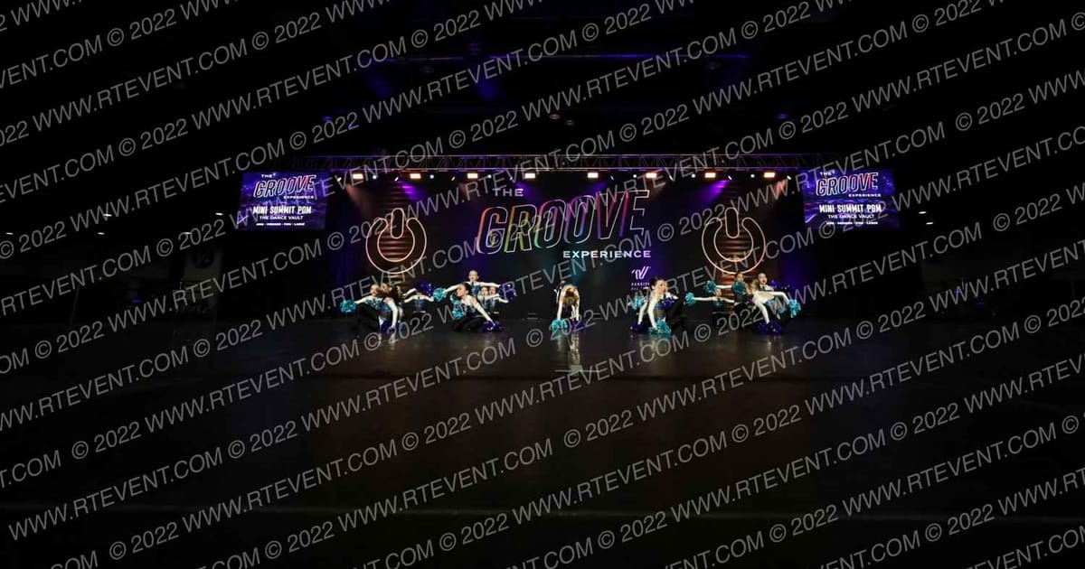 The Dance Vault Mini Summit Pom · Encore Grand Nationals Houston