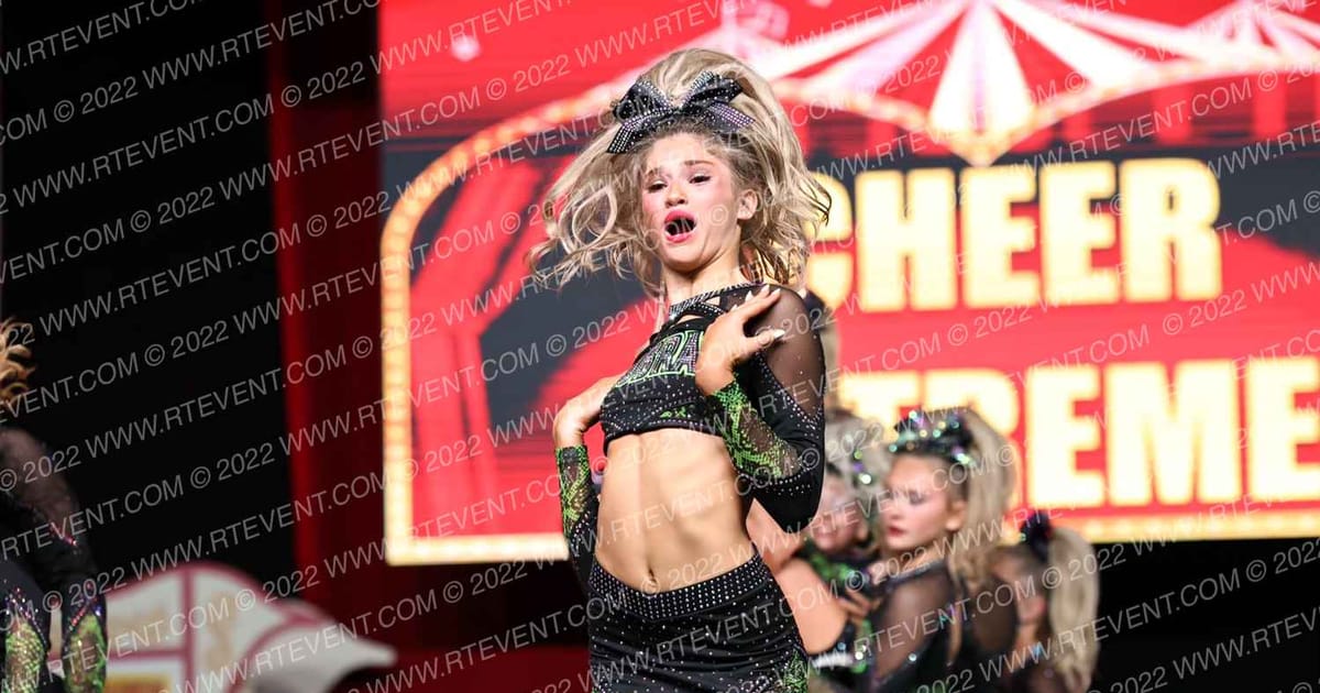 Cheer Extreme - Raleigh Cobra Coed · Battle Under the Big Top